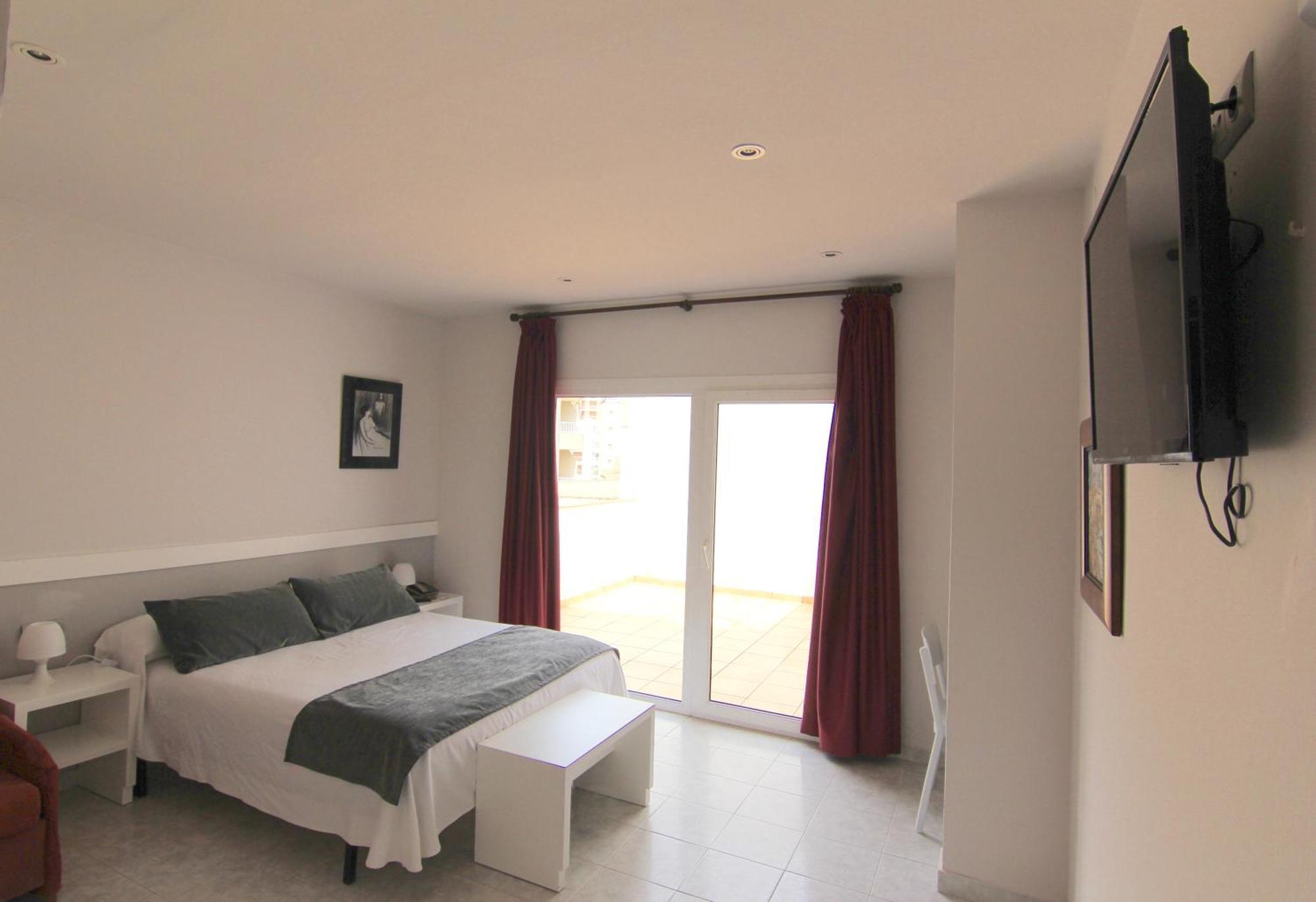 סנט אנטוני דה קלנג'ה Hotel Reimar מראה חיצוני תמונה